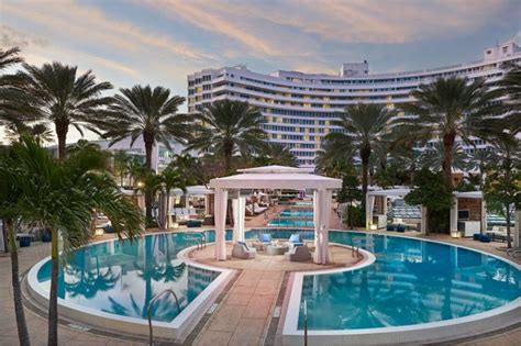 Fontainebleau Miami Beach Cheap Vacations Packages | Red Tag Vacations