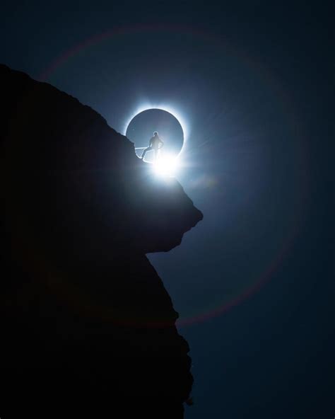 15 Fantastic Solar Eclipse Photography Examples You Need to See