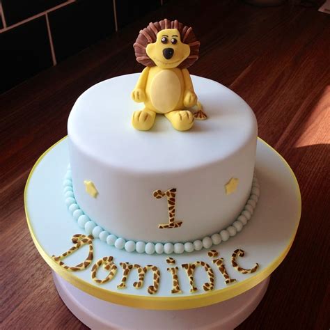 Raa Raa The Noisy Lion - CakeCentral.com