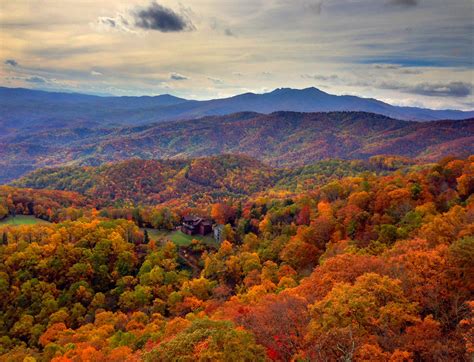 Fall along the Blue Ridge Parkway, near Blowing Rock, NC | Grandfather ...