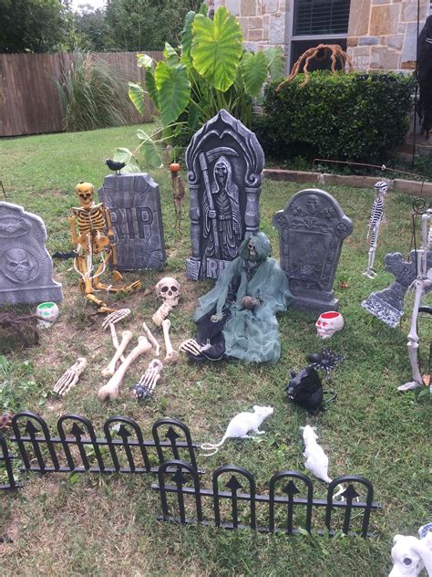 Halloween Decor Graveyard 2022 – Get Halloween 2022 News Update