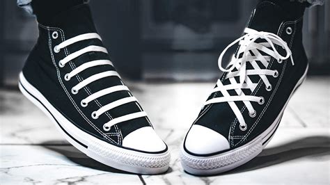 Emang Oke Kalau Lari Pakai Sepatu Converse? – NCR SPORT MEDIA