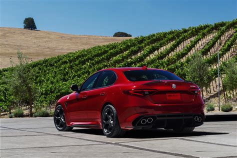 2016 Alfa Romeo Giulia Quadrifoglio Specs & Photos - autoevolution