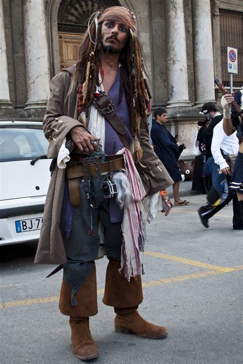 Cosplay Takes You to Meet the Hero of Pirates of the Caribbean ...