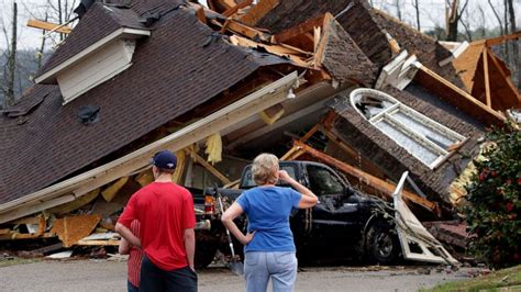 At least 5 dead as tornadoes tear through Alabama - ABC News