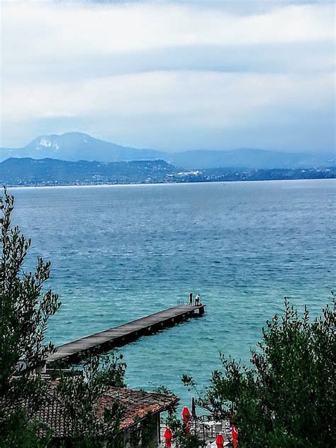 Sirmione Public Beach - سيرميوني: Working hours, Activities, Visitor ...