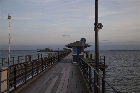 Southend-on-Sea, Pier, Sunset | neOnbubble