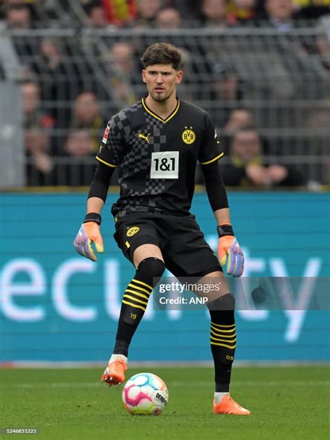 DORTMUND - Borussia Dortmund goalkeeper Gregor Kobel during the... News ...