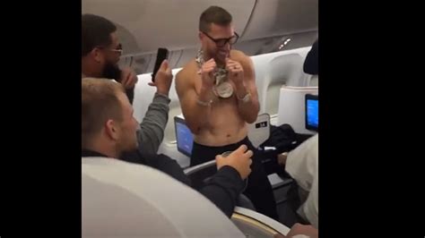 Video of Kirk Cousins dancing on plane after Vikings win goes viral