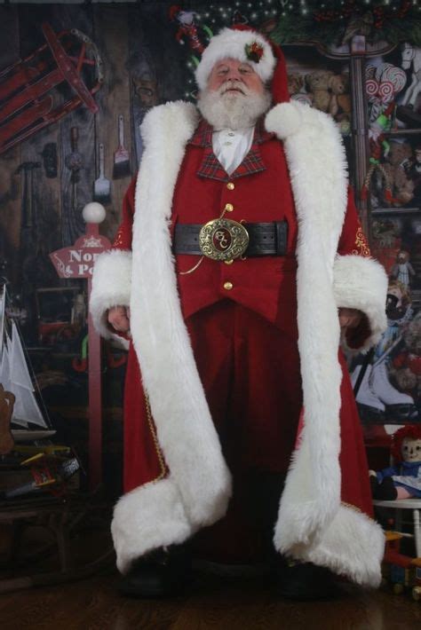 33 The Best Santa Claus Costume Ideas That You Can Copy Right Now ...