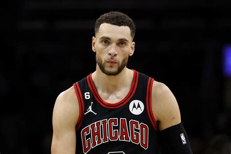 Zach LaVine calls out the Bulls after recent benching - NBA Action News