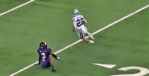 K-State's Deuce Vaughn Breaks TCU Ankles With Nasty Juke