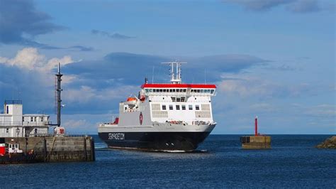 Isle of Man ferry service to miss March deadline - BBC News