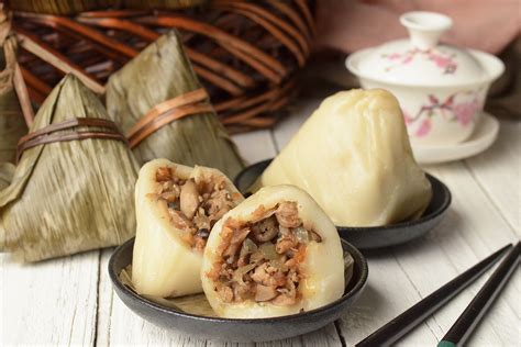 Taiwanese Hakka Style Dough Dumplings (Zongzi) | Asian Inspirations