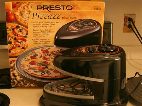 Presto Pizzazz Pizza Cooker Review | Gear Live