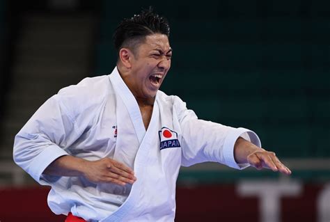 Olympics-Karate-Okinawa's Kiyuna mesmerises to win men's kata gold ...