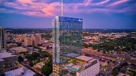 The Best Downtown Austin Hotels | Best Places to Stay in Downtown Austin