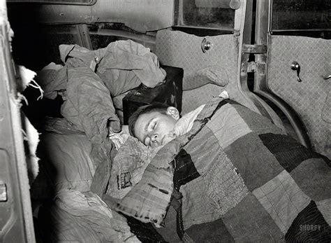 Shorpy Historical Picture Archive :: Do Not Disturb: 1939 high ...