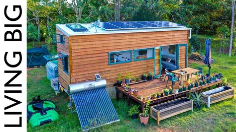 Amazing Off-The-Grid Tiny House Has Absolutely Everything! - Revisited ...