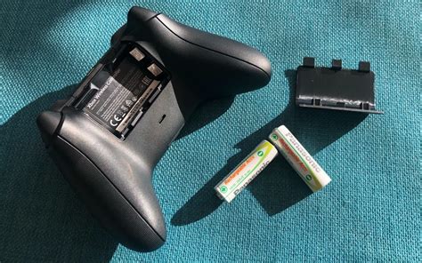 [UPDATE] Xbox controllers still use AA batteries because of a long ...