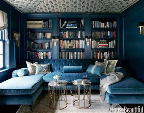 Summerland Homes & Gardens: A Blue Library