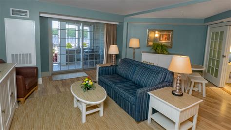 Watkins Glen Harbor Hotel Guest Rooms | Finger Lakes Accommodations