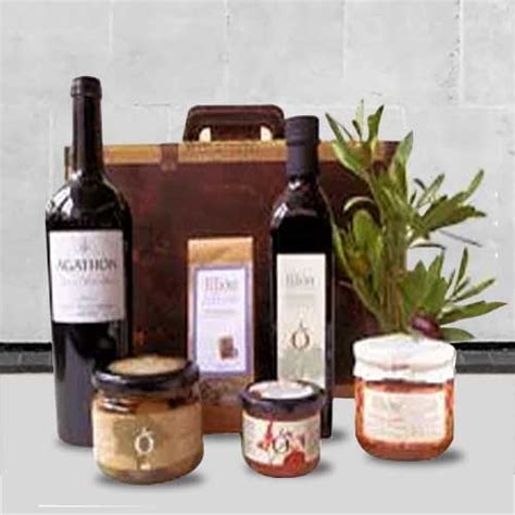 Greek Holiday Gift Basket - Send Holiday Gifts to Heidelberg Germany