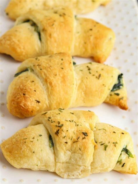 Easy Spinach Artichoke Crescent Rolls - To Simply Inspire