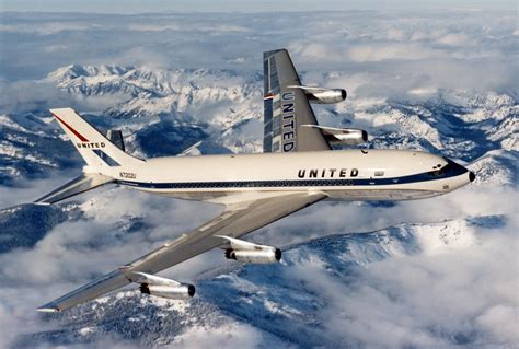 Stunning new photos of the Boeing 707 family revealed - Airline Ratings