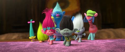 The First Official 'Trolls' Trailer Features a VERY Colorful Dance ...