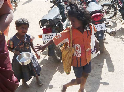 How to help child beggars in India? - iPleaders