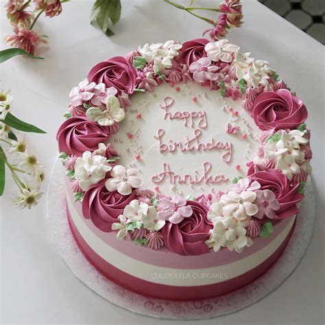 Flower buttercream cake | Buttercream birthday cake, Buttercream cake ...