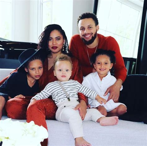 Steph Curry Daughter - 1 - Steph curry's daughter riley steals the show ...