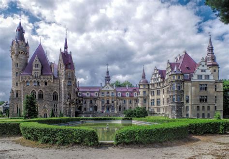 Moszna Castle : r/ArchitecturalRevival