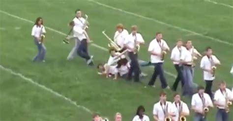 Video: Epic Marching Band Fail As Clumps Of Students Trip Over Each ...