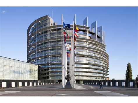 EU Parliament Committee Wants Tougher Copyright Rules