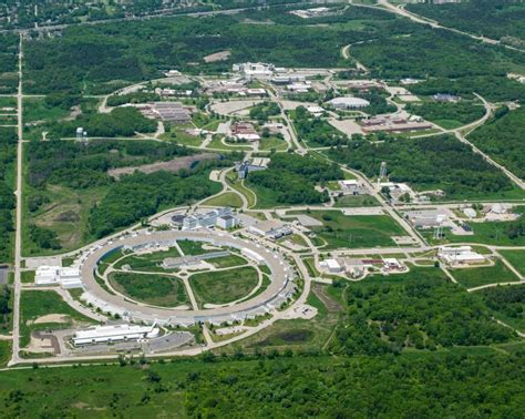 Trump budget could hit Argonne, Fermilab | Crain's Chicago Business