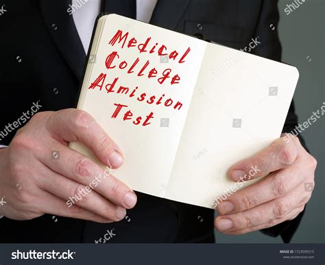 97 Medical College Admission Test Images, Stock Photos, 3D objects ...