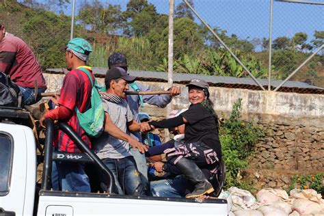 La realidad de los campesinos en Colombia » Al Poniente