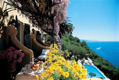 Top 10 Luxury Hideaways – Spa Living