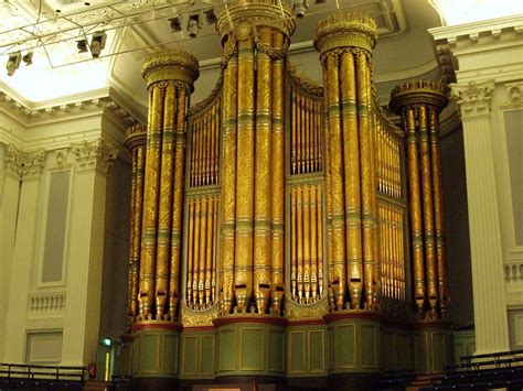 Birmingham Town Hall Organ | Built by William Hill 1834. Reb… | Flickr