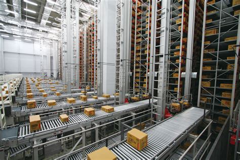 Automated Storage and Retrieval Systems | Toyota Material Handling