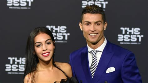 Cristiano Ronaldo's Girlfriend Georgina Rodriguez Is Pregnant ...