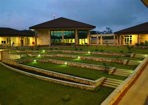 Ashesi University Courses – CollegeLearners.com