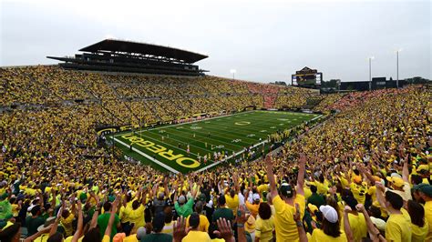 Oregon Ducks Football Season Tickets at Autzen Stadium on Sep 03, 2022 ...