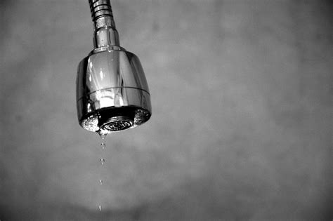 How To Fix A Leaky Or Dripping Shower Head