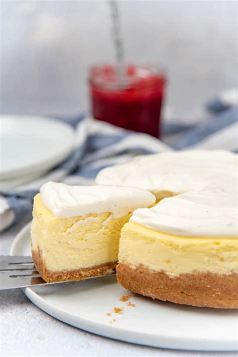 New York Cheesecake (Perfect Cheesecake Recipe) - The Flavor Bender