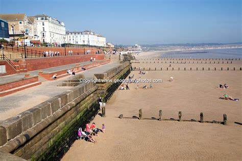 Seafront promenade, hotels, sea wall, beach, Bridlington, Yorkshire ...