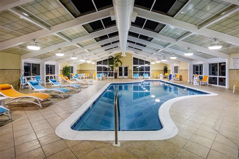 HOLIDAY INN GULFPORT-AIRPORT, AN IHG HOTEL $122 ($̶1̶5̶2̶) - Updated ...