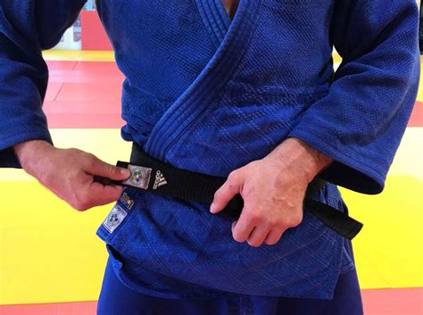 How To Tie A Judo Belt